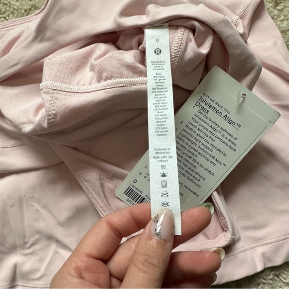SOLD NWT Lululemon Align Dress Flush Pink Size 0 - Picture 3 of 3
